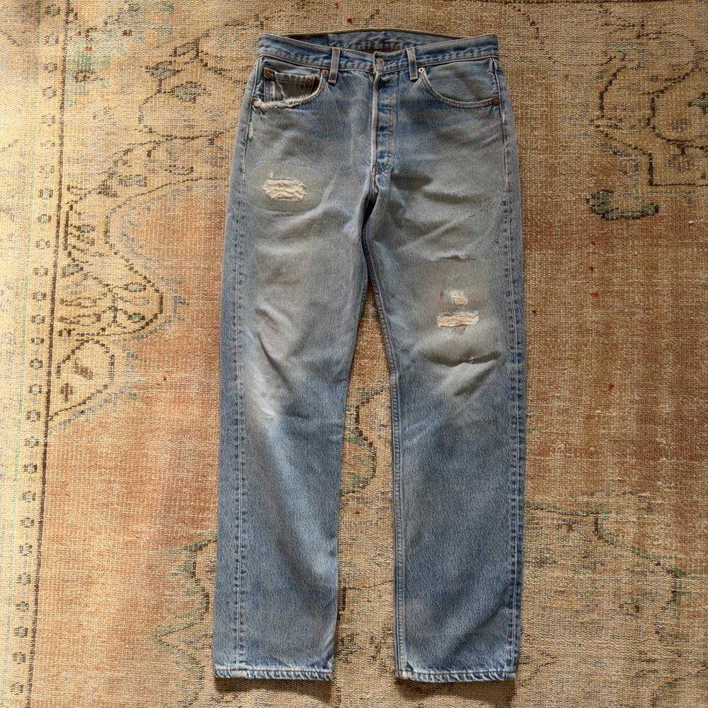 Vintage 1990s Levis 501xx Distressed Patched Jeans Mens 32x32 USA
